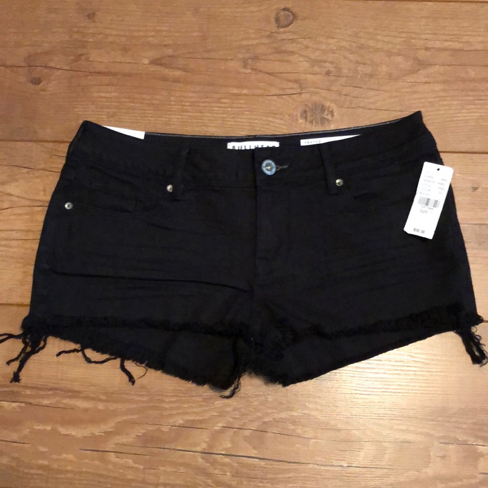 NWT PacSun Bullhead sz 7 Low Rise Black Frayed Shorts